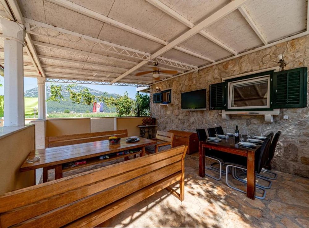Natur Olive House Ston