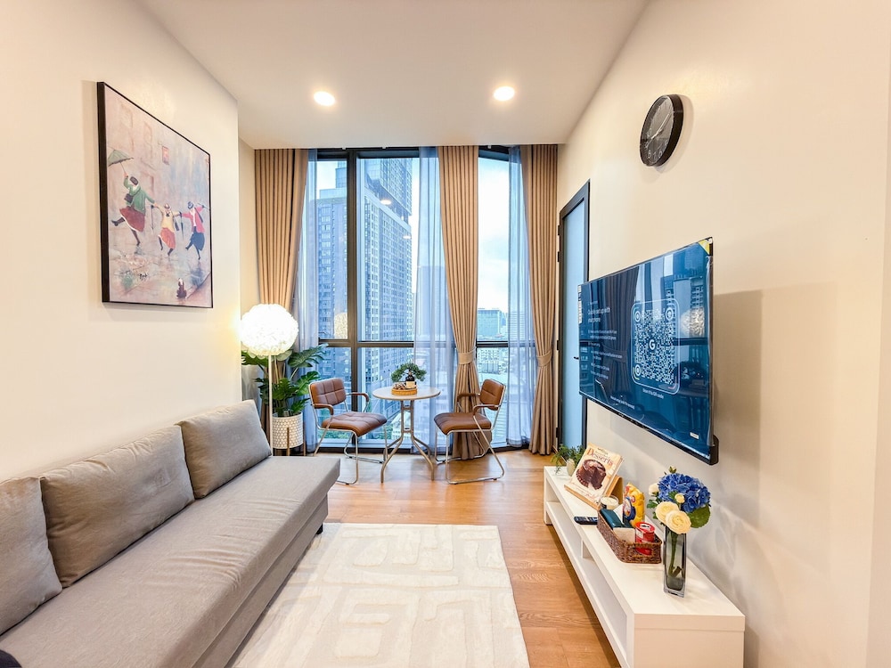 New City Condo in Central Bangkok Siam Paragon · Central World