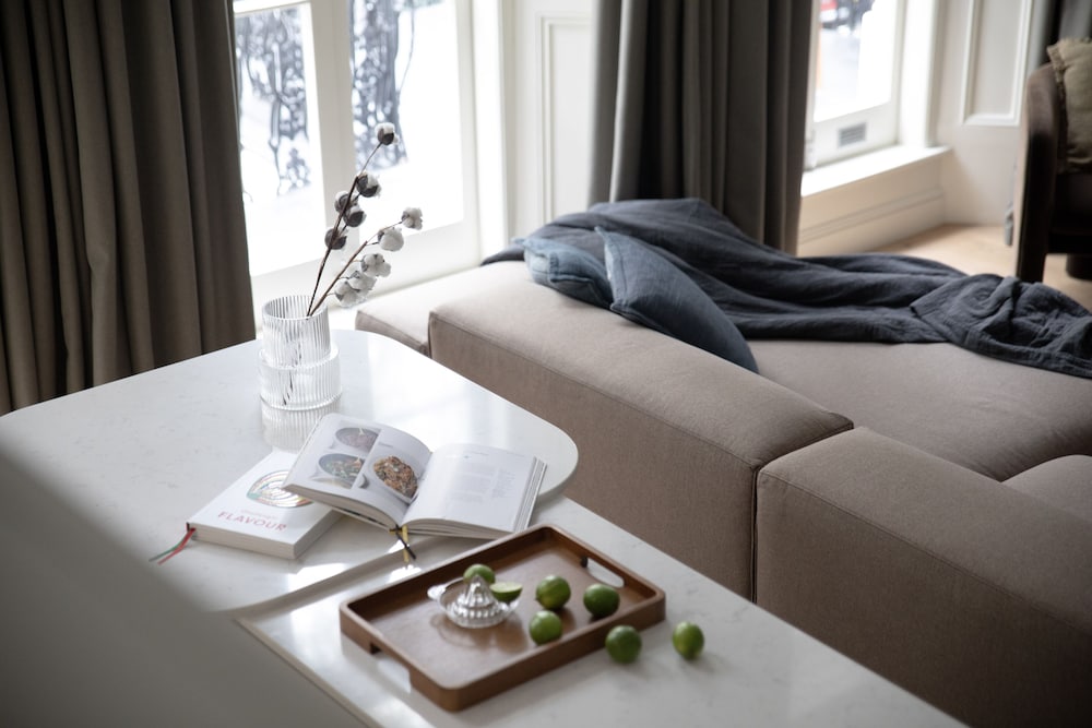 Gulaid House Knightsbridge by Bob W London