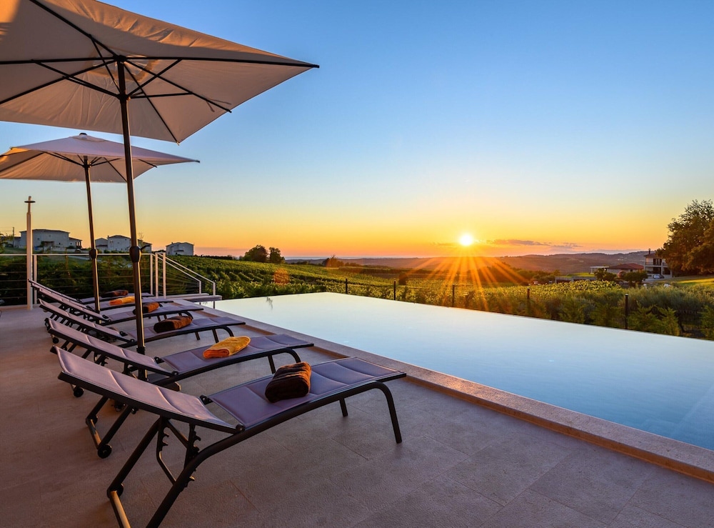 Comfortable Villa With Central Heating