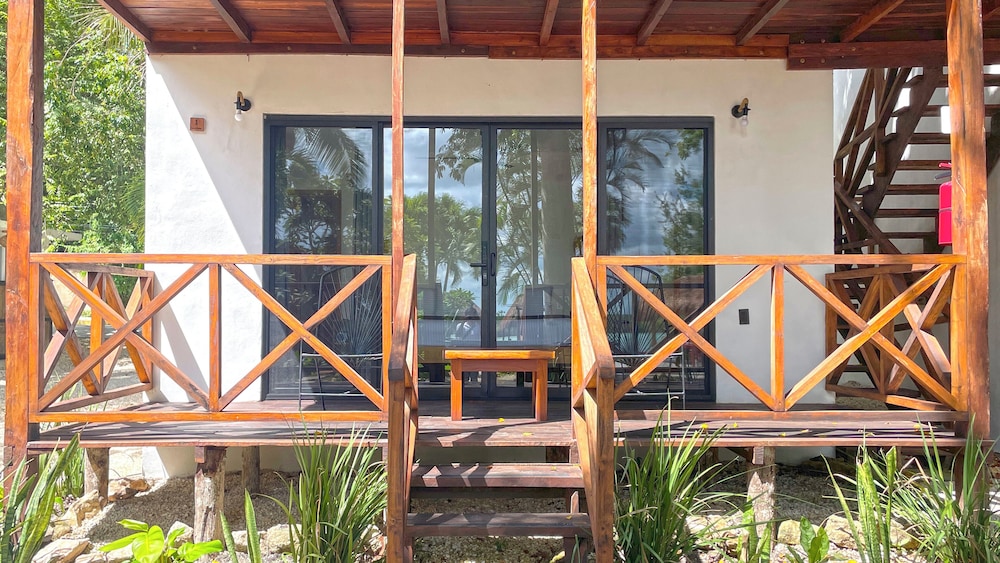 Hotel Isabella Bacalar Front Lagoon