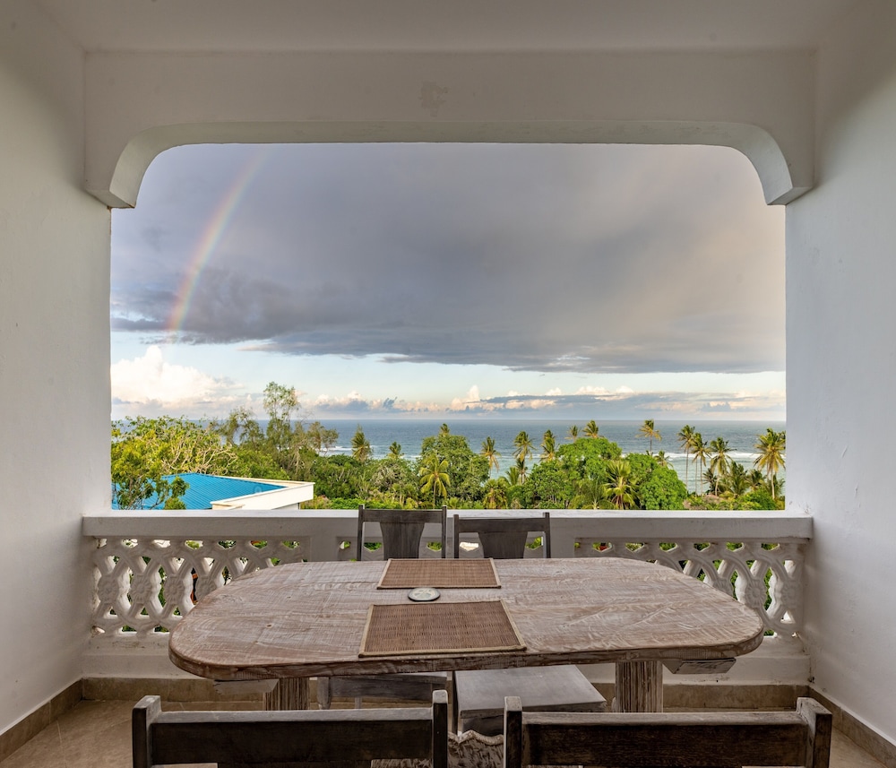 HillPark Amare Resort