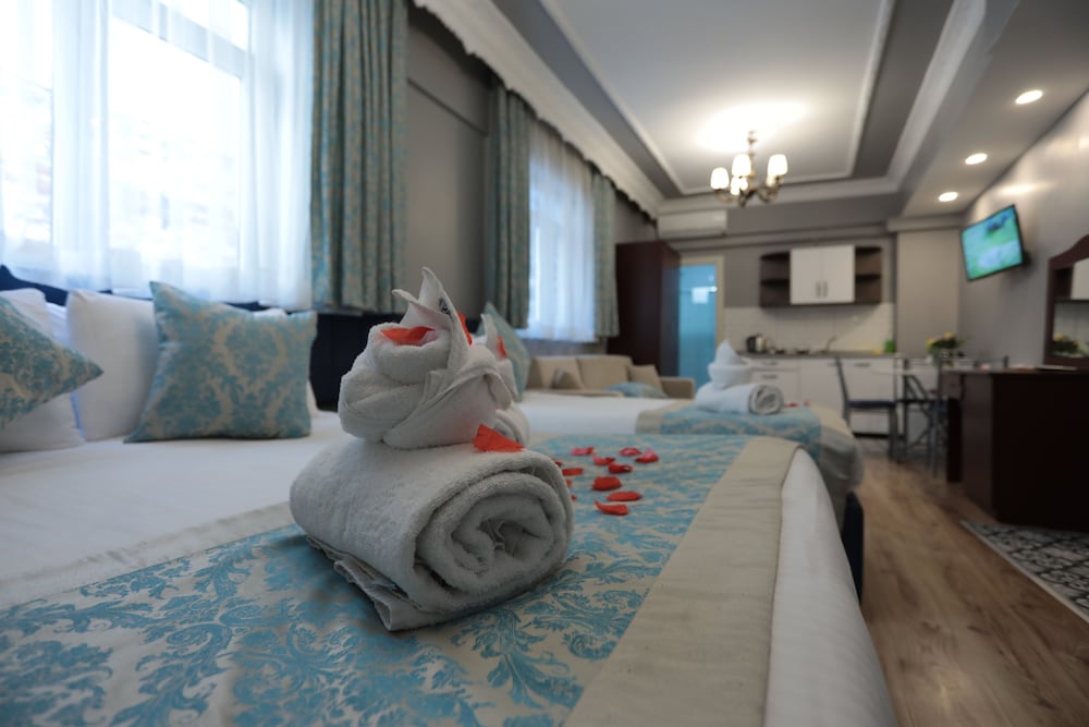 White Pearl Apart - Image 21