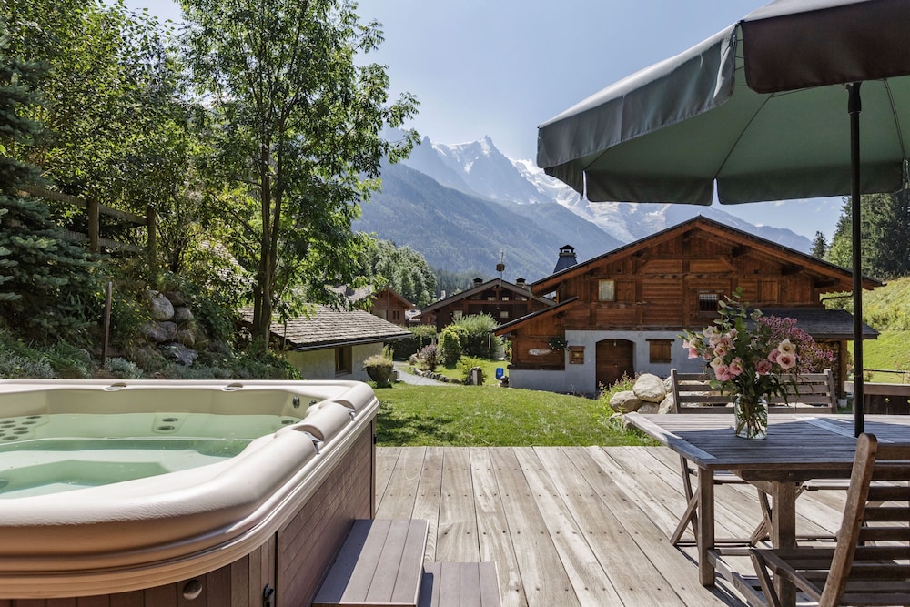 Chalet Scierie - Luxury Chalet With hot tub