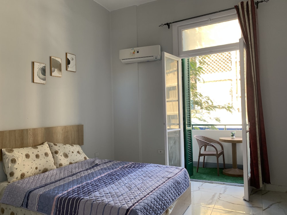 Casa Rosa Homes