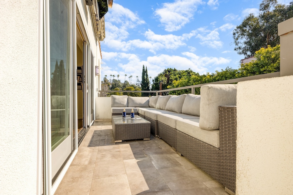 Valentino by Avantstay Luxury Hollywood Mansion