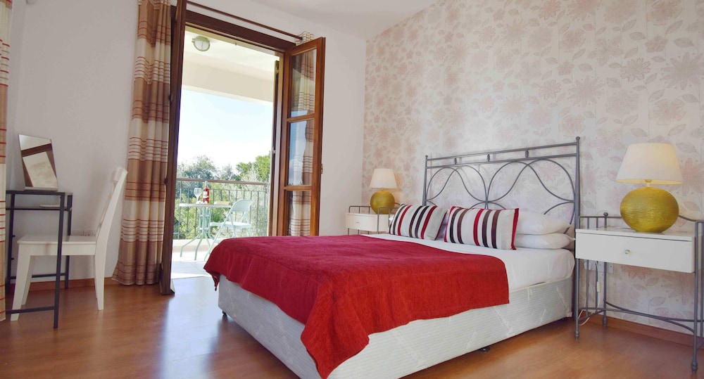3 bedroom Villa Tala 67 with private pool and golf course views, Great for families, near Aphrodite Hills Resort village view 3