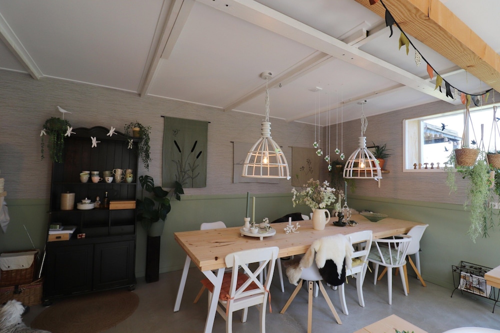 Beautifully Styled Studio Apartment