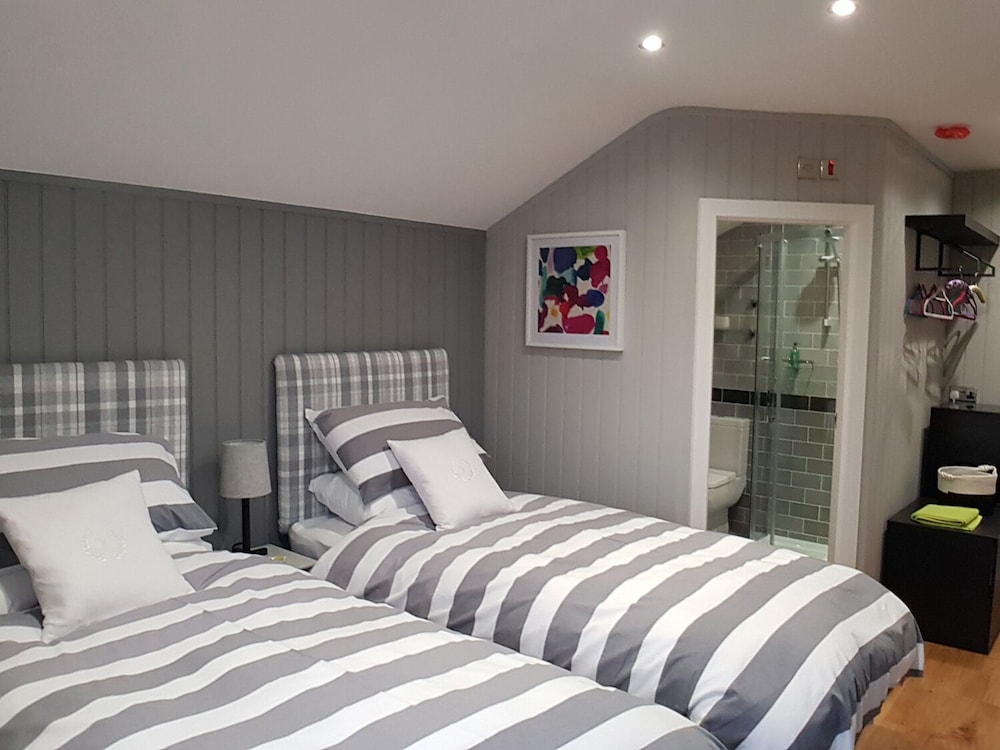 Meadow Cottage at Hill Top Farm view 5