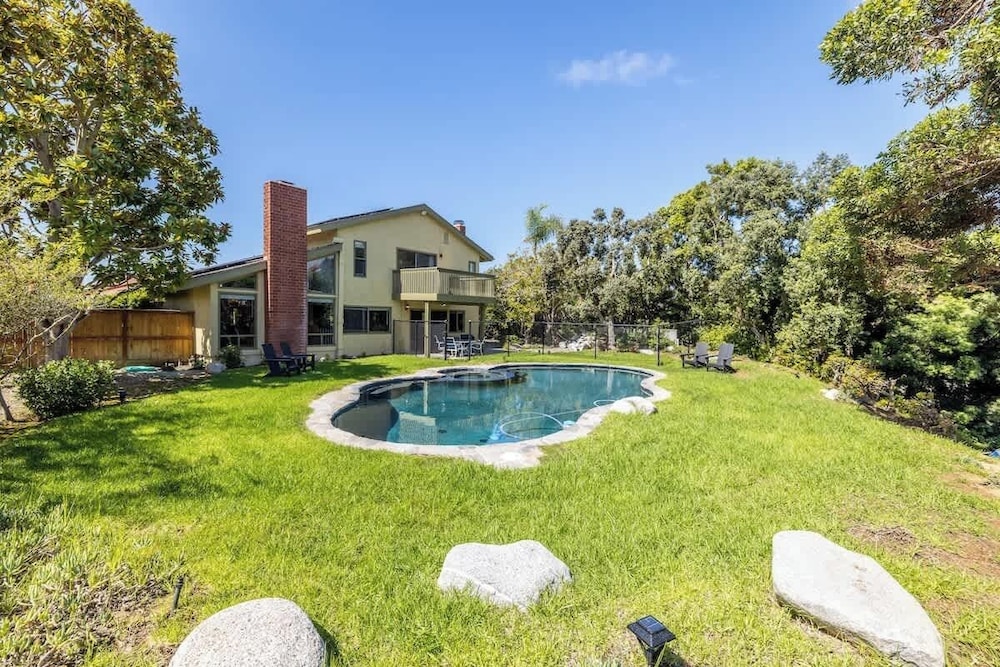 Hot Tub Pool 3bed Home
