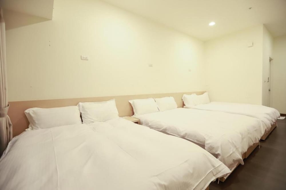 Hula Hotel - Hostel