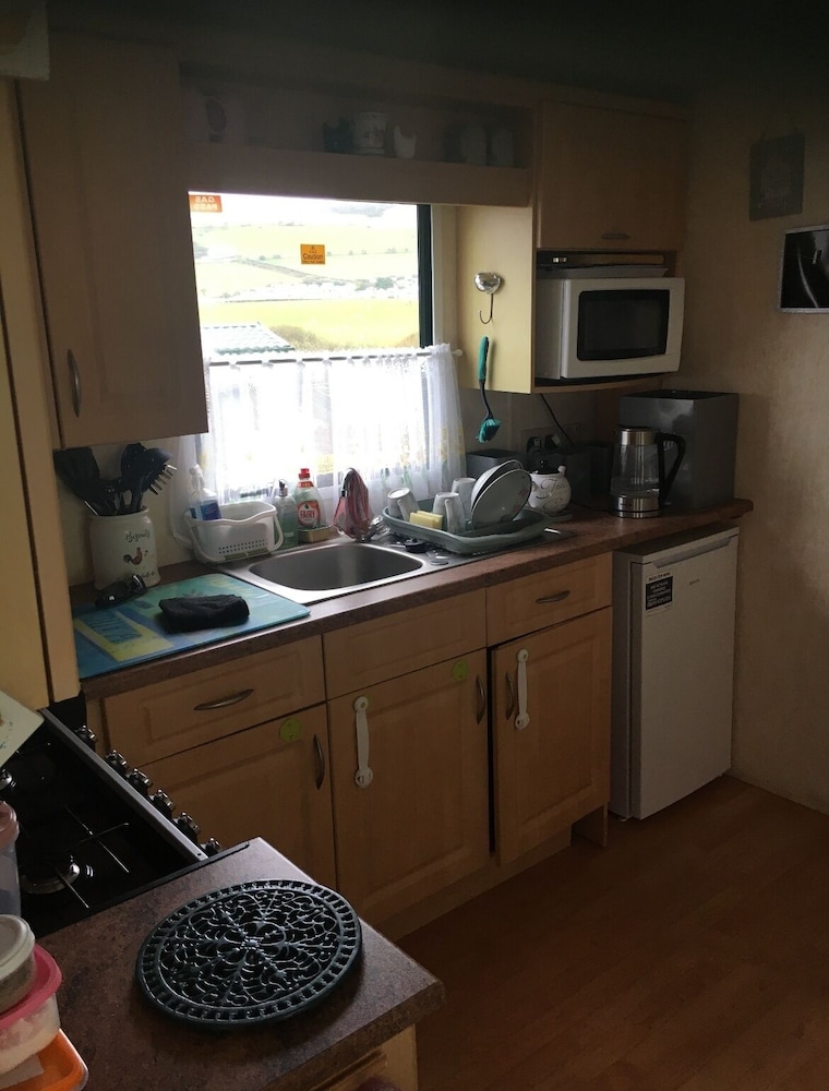 Lovley Sea Viev 2 Bedroom Caravan in Clarach Bay