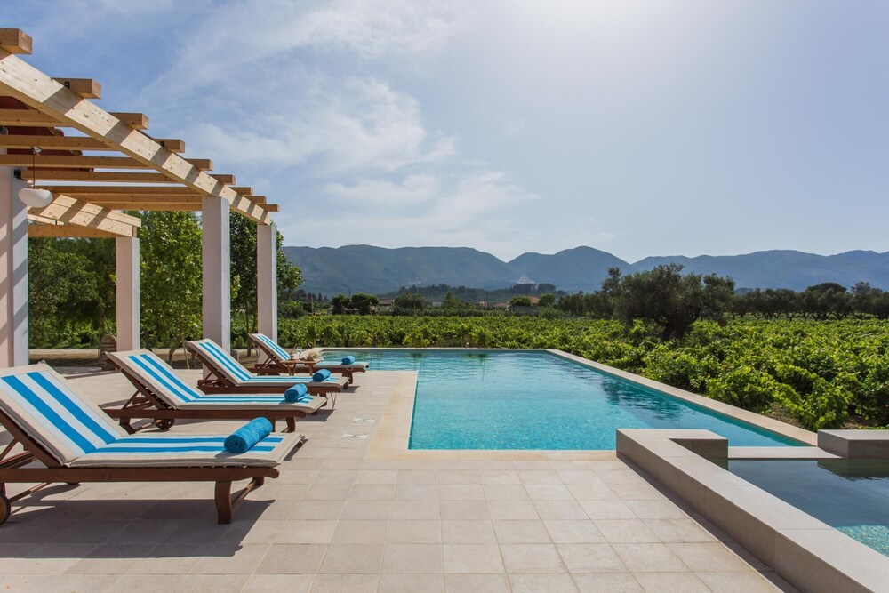Aneli Villas - Villa Elissavet view 5