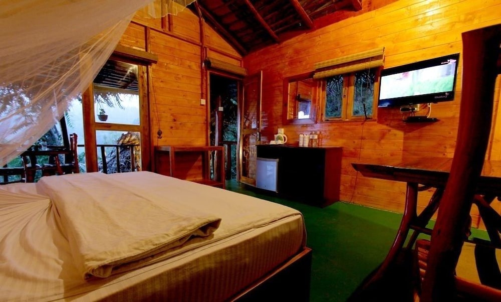 Ella Bamboo Cabana