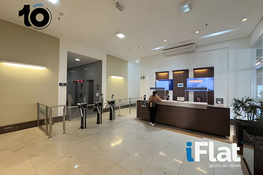 iFlat Brookfield Towers BT3004