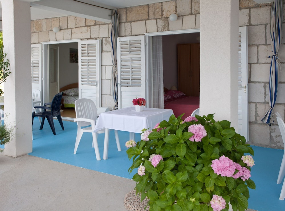 Apartments Toplak