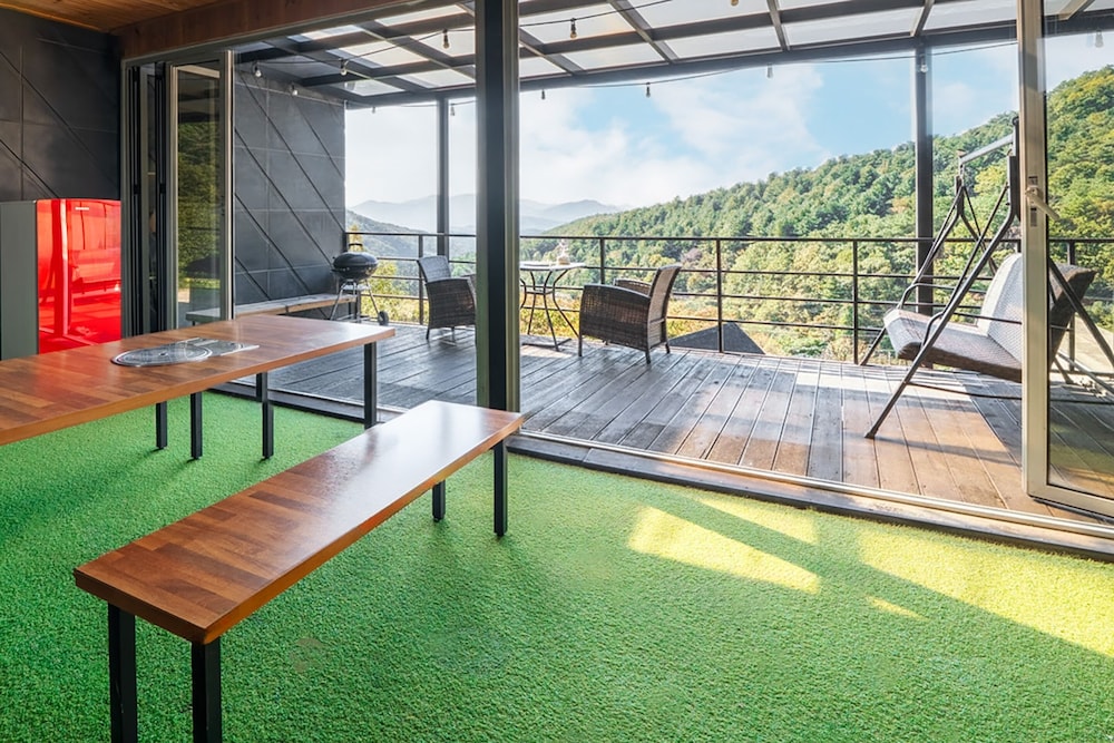 Yangpyeong Seulburg Private Poolvilla