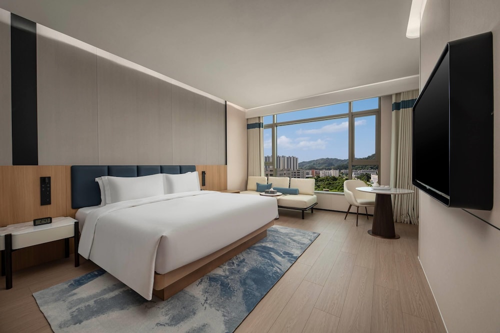 Days Hotel by Wyndham Zhuhai Jinwan