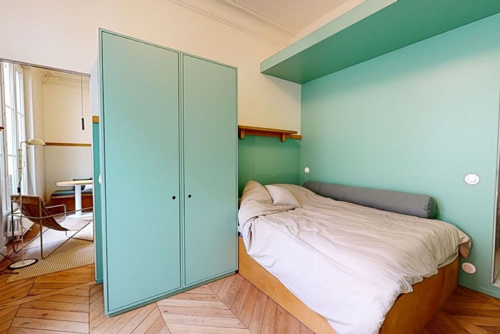 Altido Pleasant 1-bed Flat w Shared Courtyard