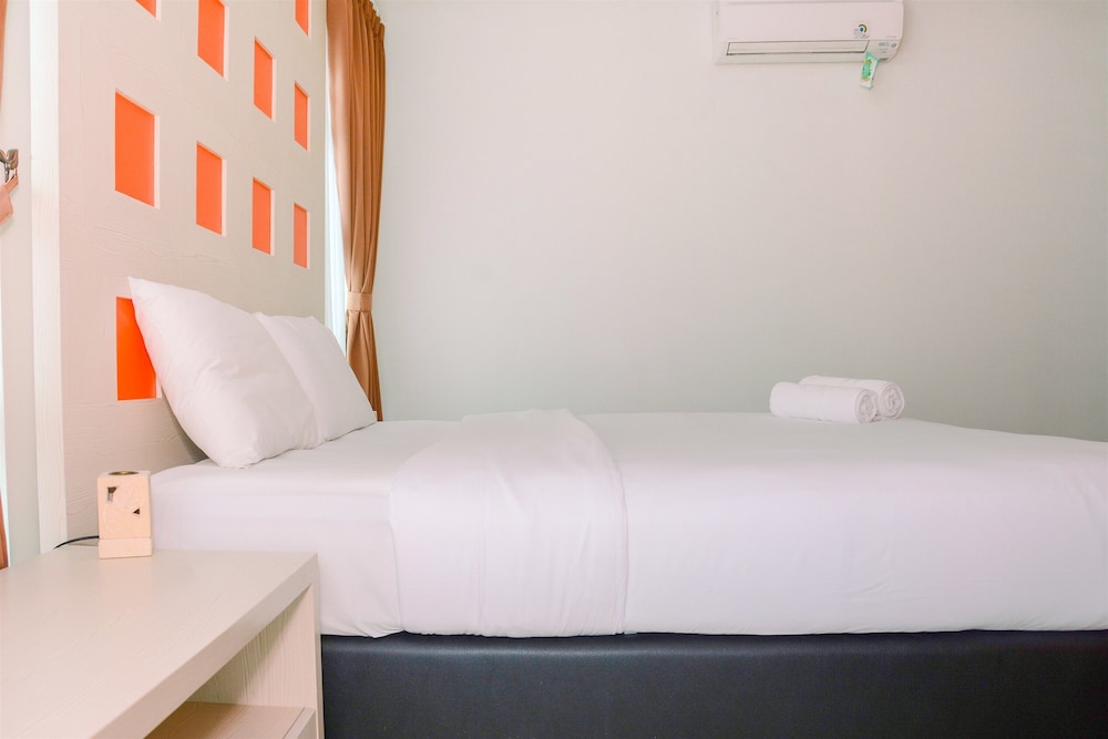 Best View and Spacious 2BR Green Bay Pluit Apartment view 3
