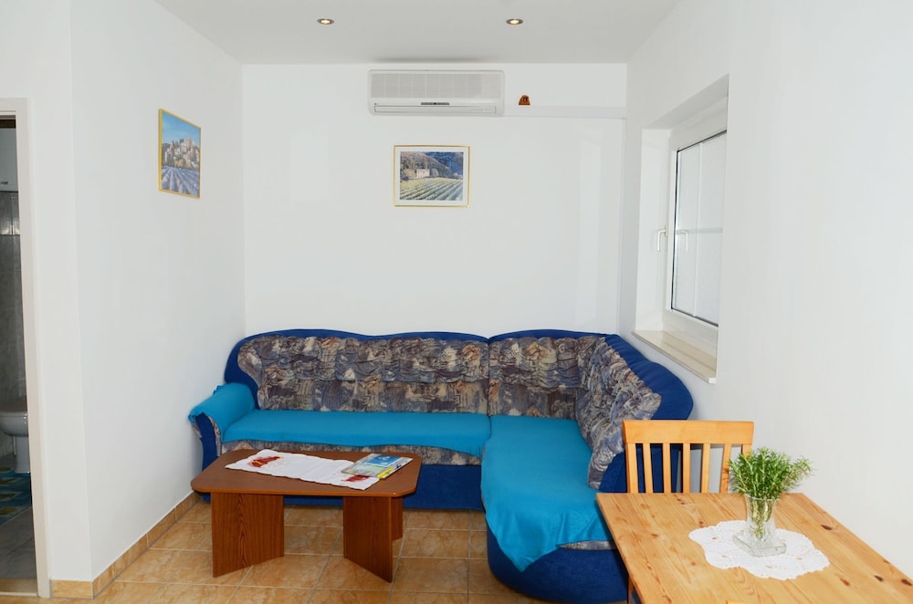 Iva - sea View - A1 view 4