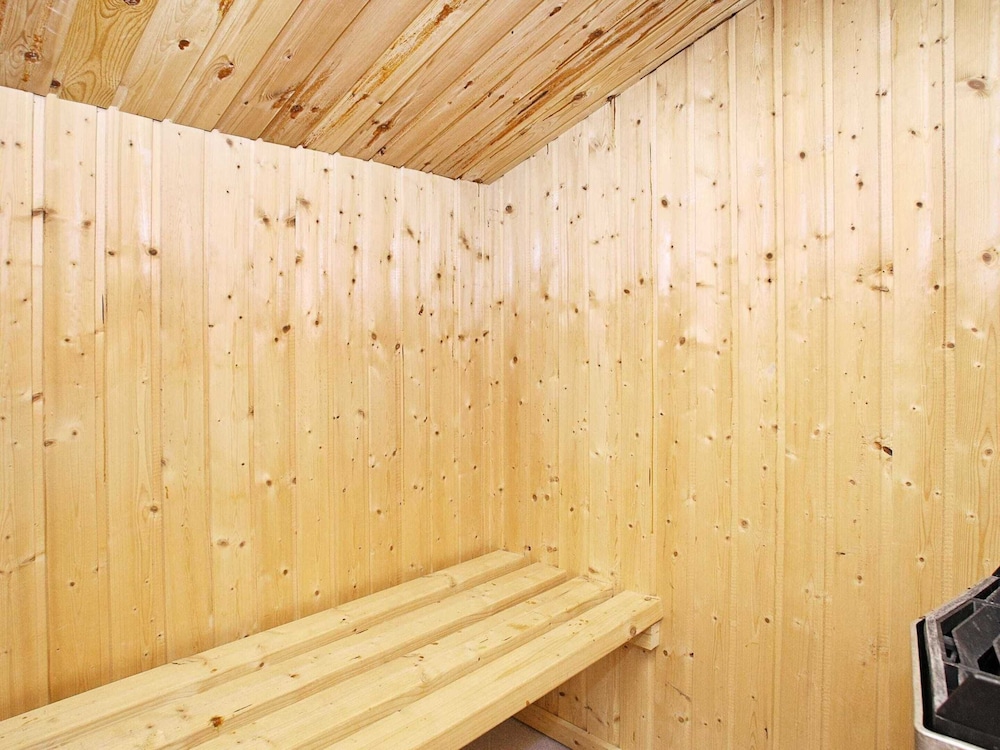 10 Person Holiday Home in Lokken-by Traum view 4