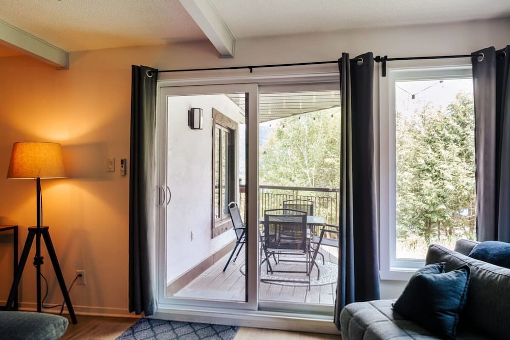 Beautiful Condo 3-eleven at Tremblant Citq 295535