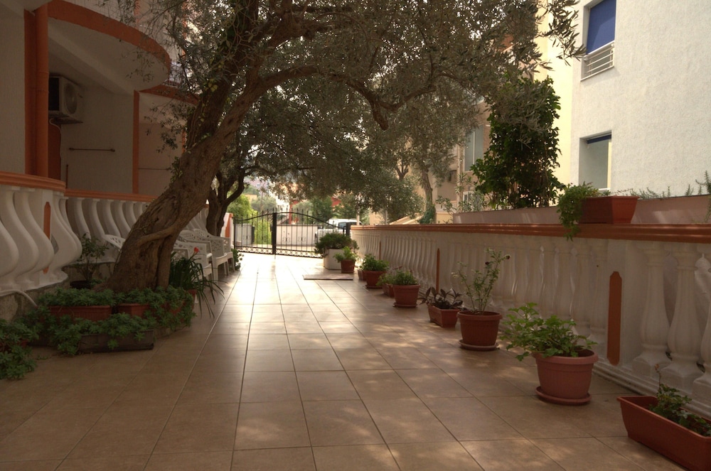 Photo 35