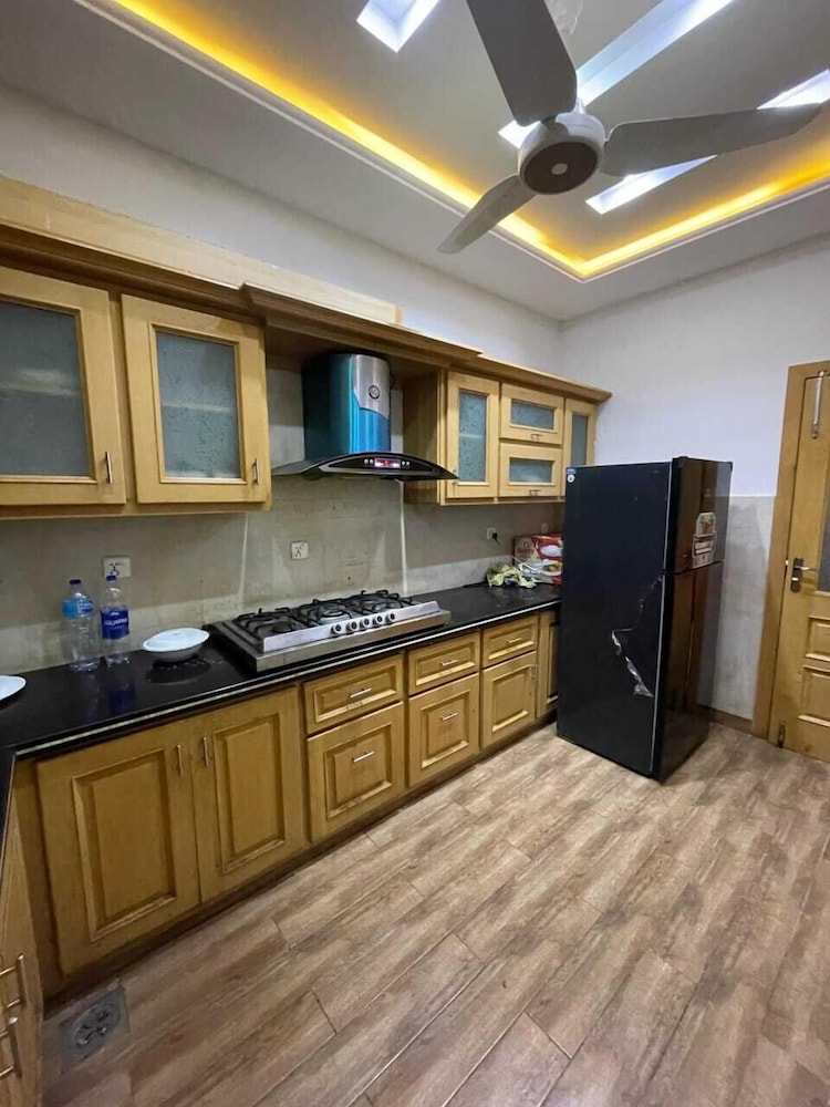 Pyramid Guest House