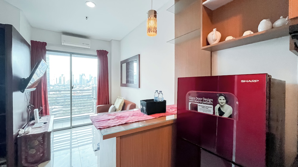 Spacious 2BR Apartment at GP Plaza