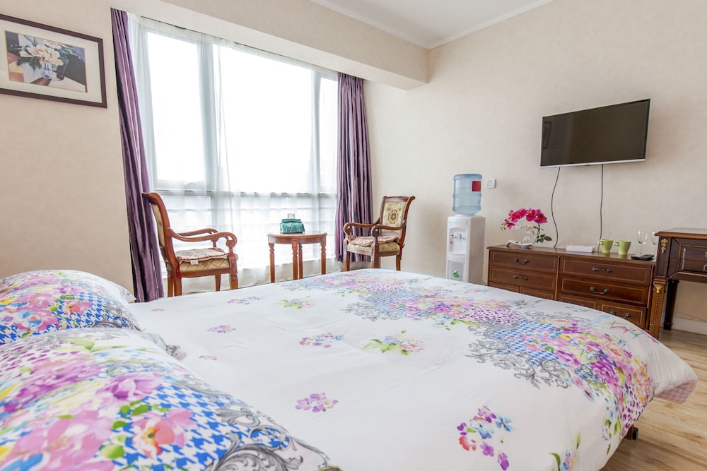 Lacasa Service Apartment