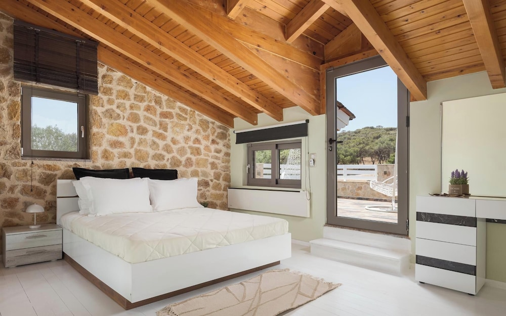 Aeolia Villa Athenian Riviera