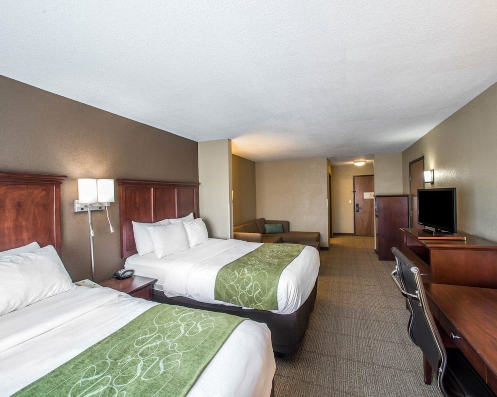 Columbia Vacations - Comfort Suites Columbia - University Area - Property Image 28