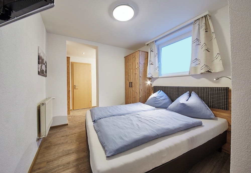 Delfi Ski & Bike Apartments
