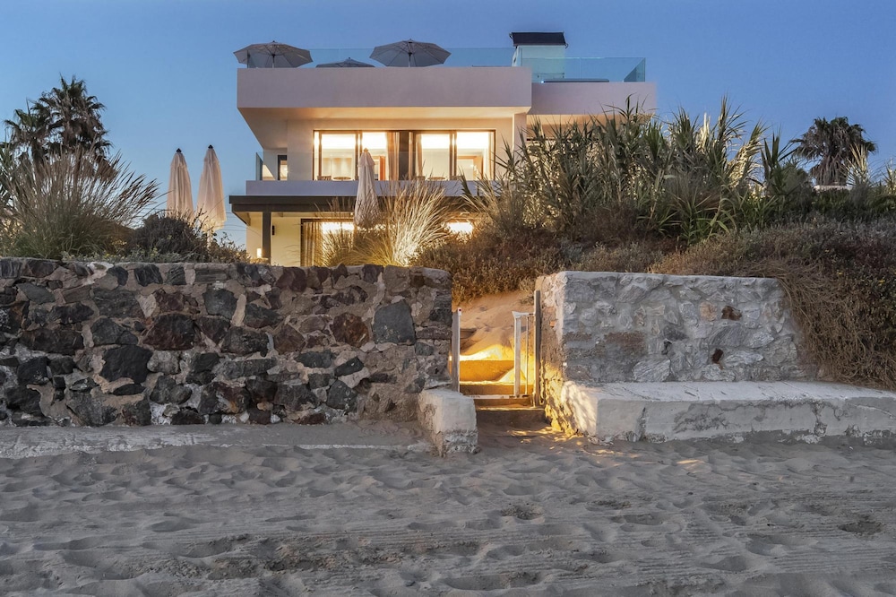Villa Frontline Beach Costabella - Marbella