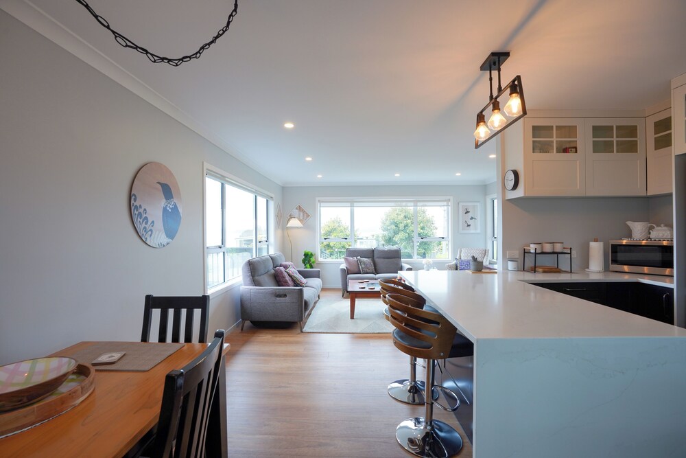 Kiwi Retreat By Aotearoa Escapes