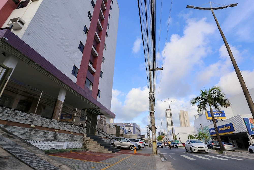 Incrível suíte em Manaíra por Carpediem view 3