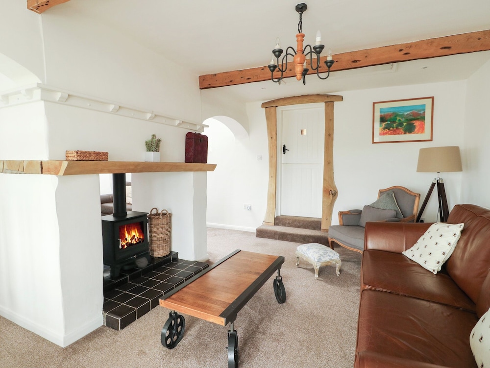 Fferm Porthdafarch South Farm House