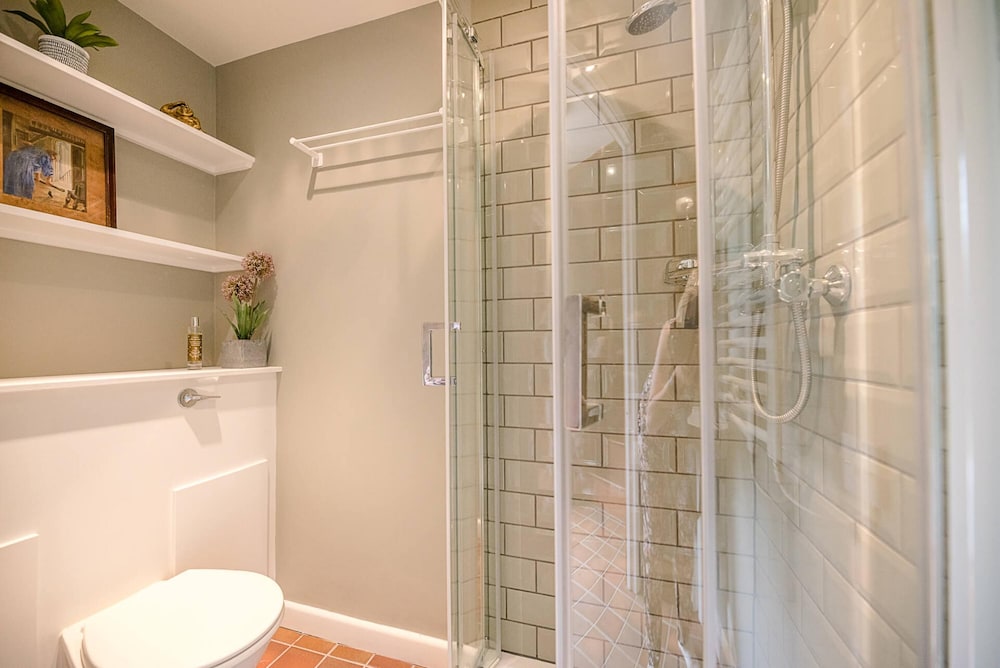 Bury St Edmunds Vacations - Little Dene Lodge Pakenham - Property Image 15