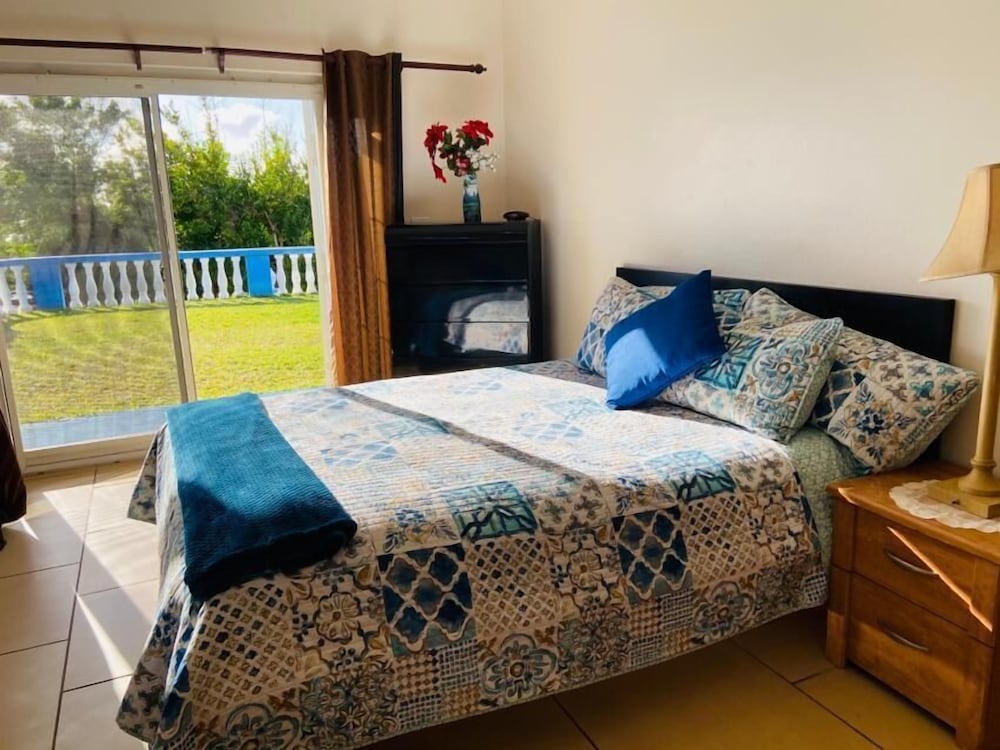 Blue Diamond Apartments