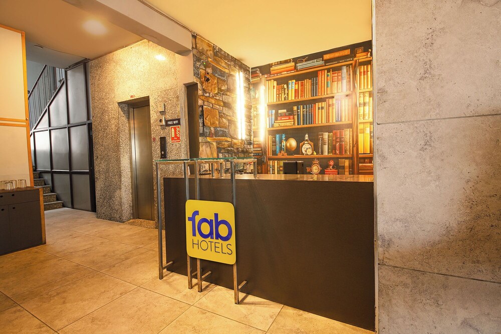 Fabhotel Clement