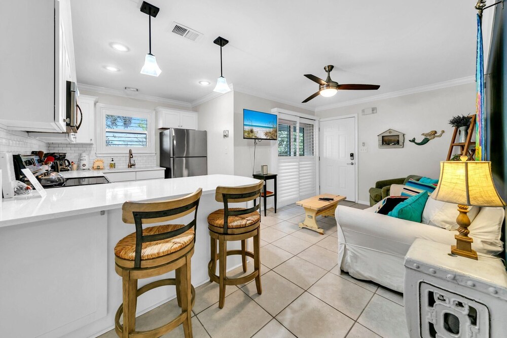 Beachside Villas 412