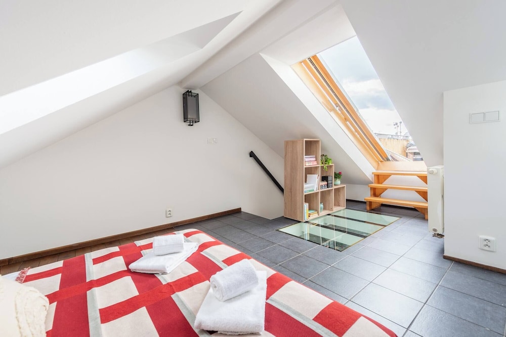 Charming Prague Apartment in Vršovice With Roof Terrace