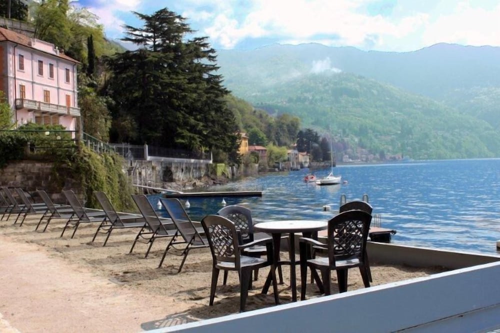 Lake Como Beach Resort and Villas photo 3