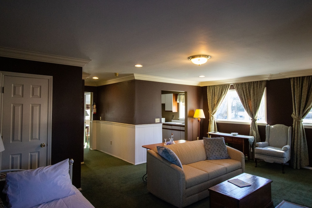 Delamater Inn