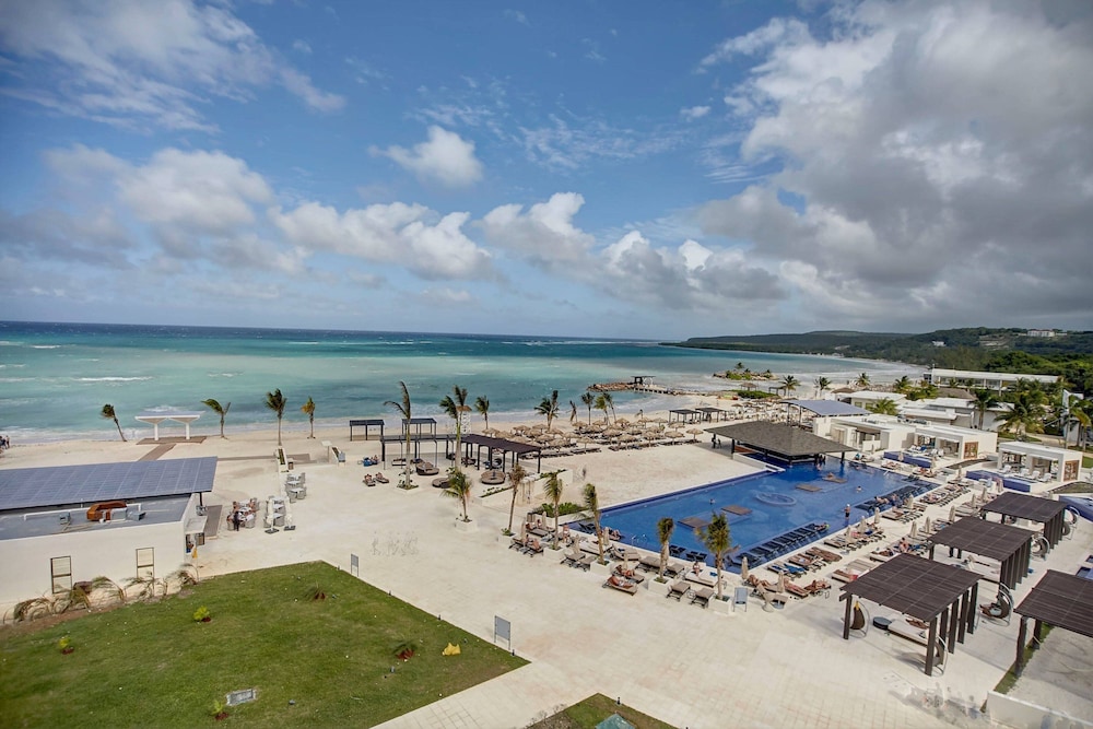 Jamaica Vacations - Royalton Blue Waters Montego Bay, An Autograph Collection All Inclusive Resort - Property Image 39