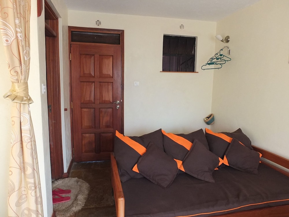 Afrika Lodges - Voi