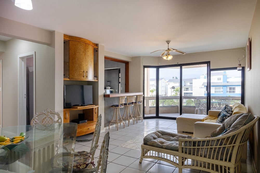 Ap w/ Balcony 200 m From the Beach Ingleses Vin202