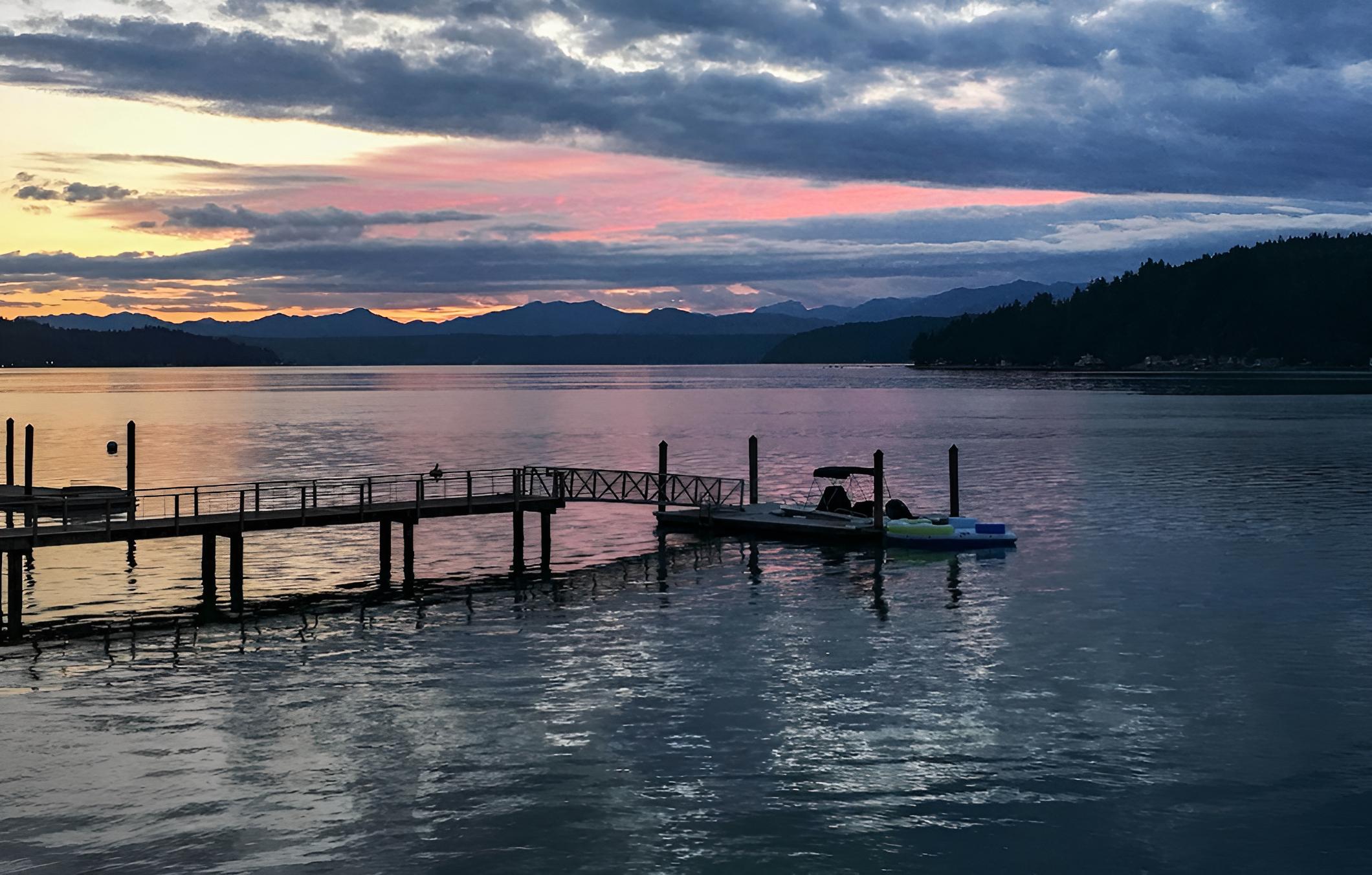 Waterfront Home on 'gold Coast' of Hood Canal! view 4