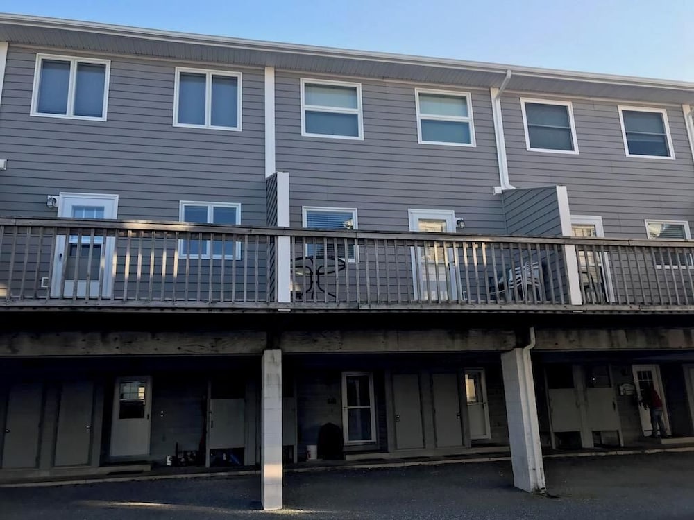 Seabreeze Village 3
